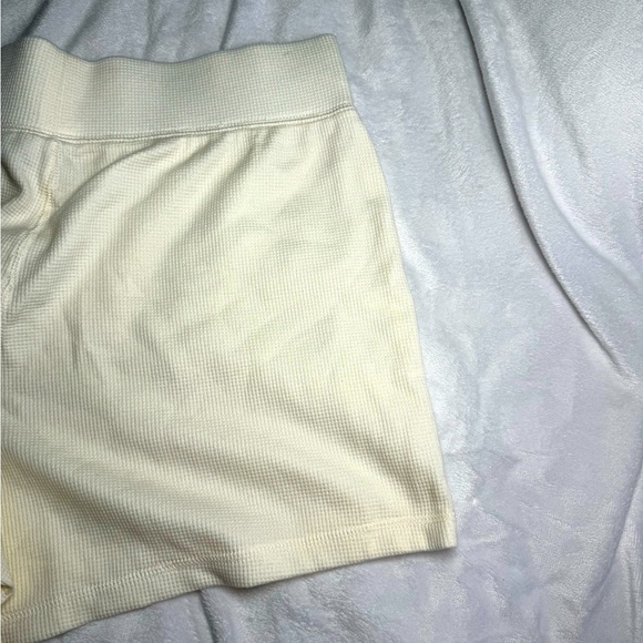 Old Navy NWT Off White Waffle Sleep Shorts - Picture 3 of 8